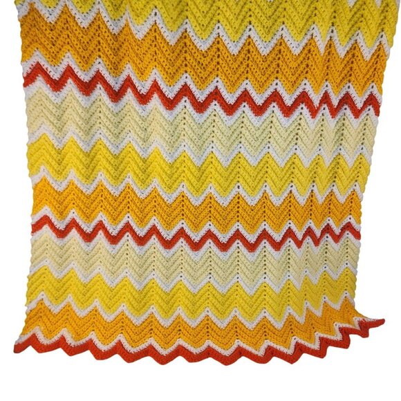 Handmade Crochet Blanket Chevron Zig Zag Pattern Yellow Orange White 42" x 36" A - Picture 6 of 7
